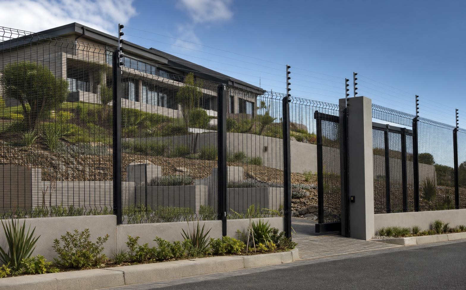 ClearVu Anti-Climb Fencing Guide: Heights, Gates, Foundations and Security Scope